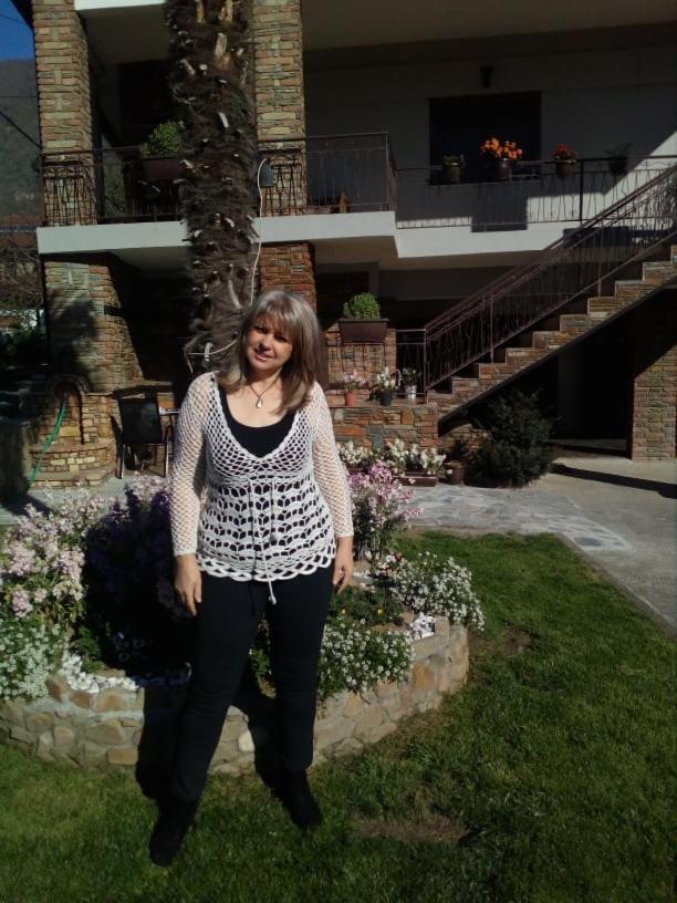 Guesthouse Athanasiou Káto Loutrákion Dış mekan fotoğraf