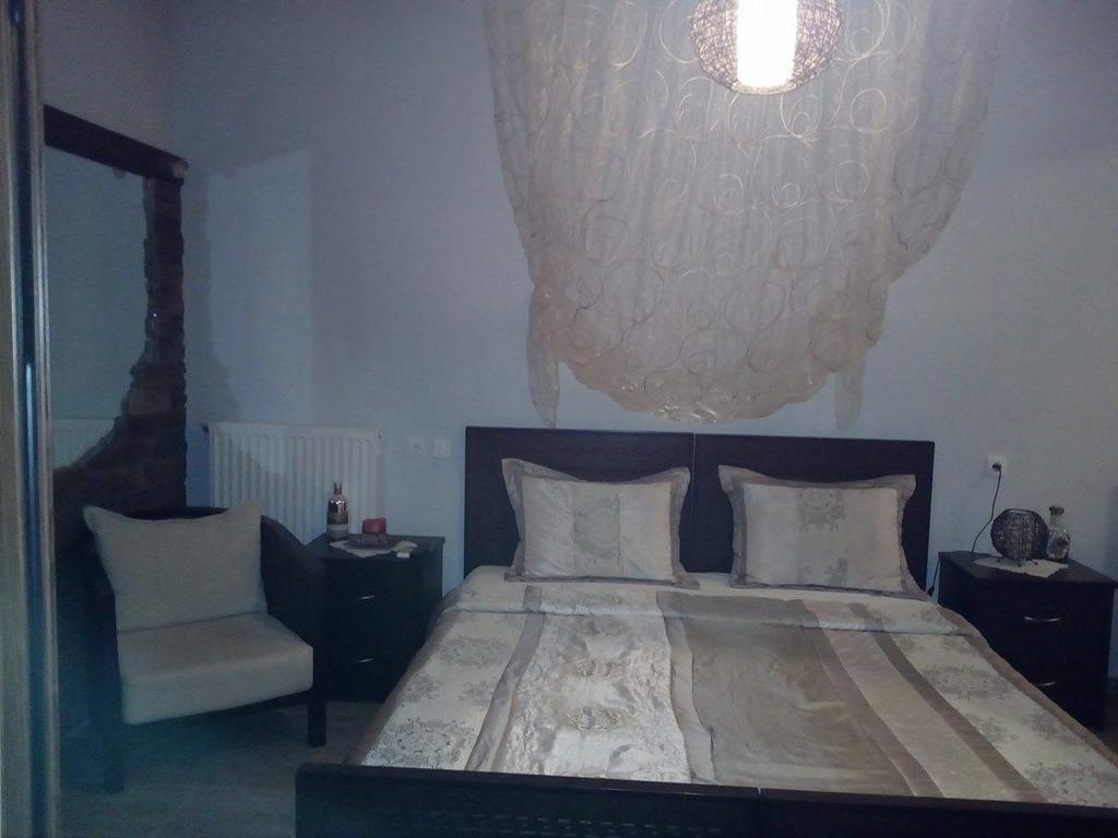 Guesthouse Athanasiou Káto Loutrákion Dış mekan fotoğraf